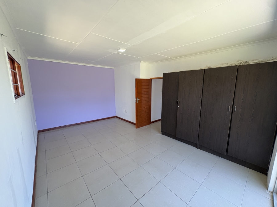 5 Bedroom Property for Sale in Cintsa East Eastern Cape